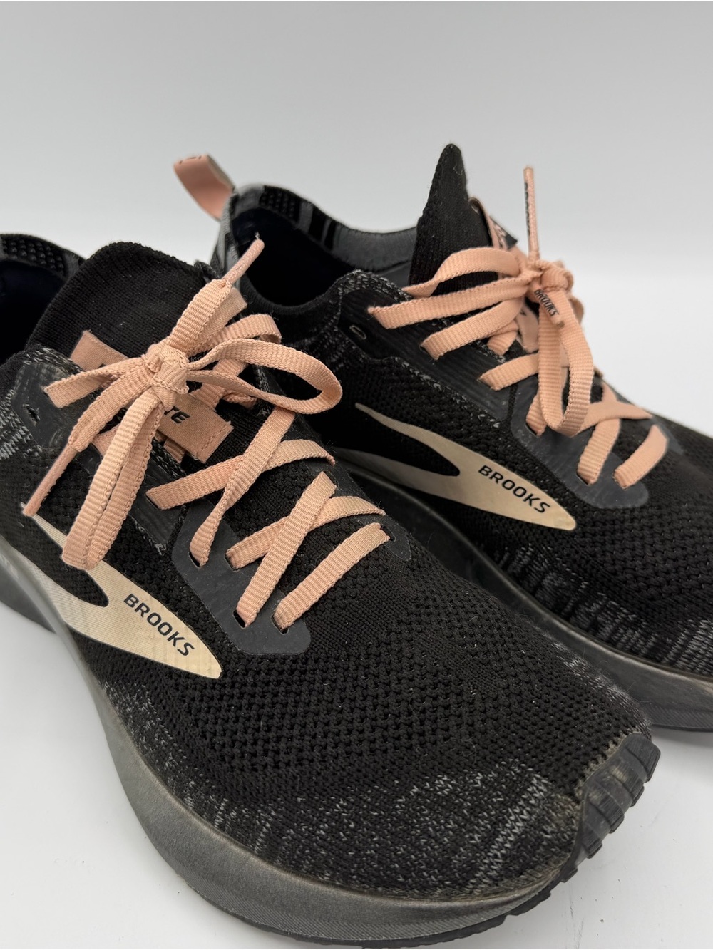 Brooks Women's Black and Peach Athletic Running Shoes